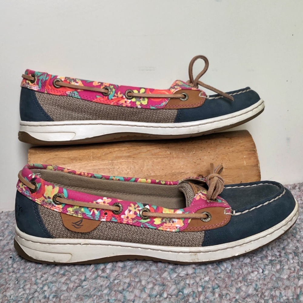 Floral and navy blue Sperry’s top-sider boat shoes